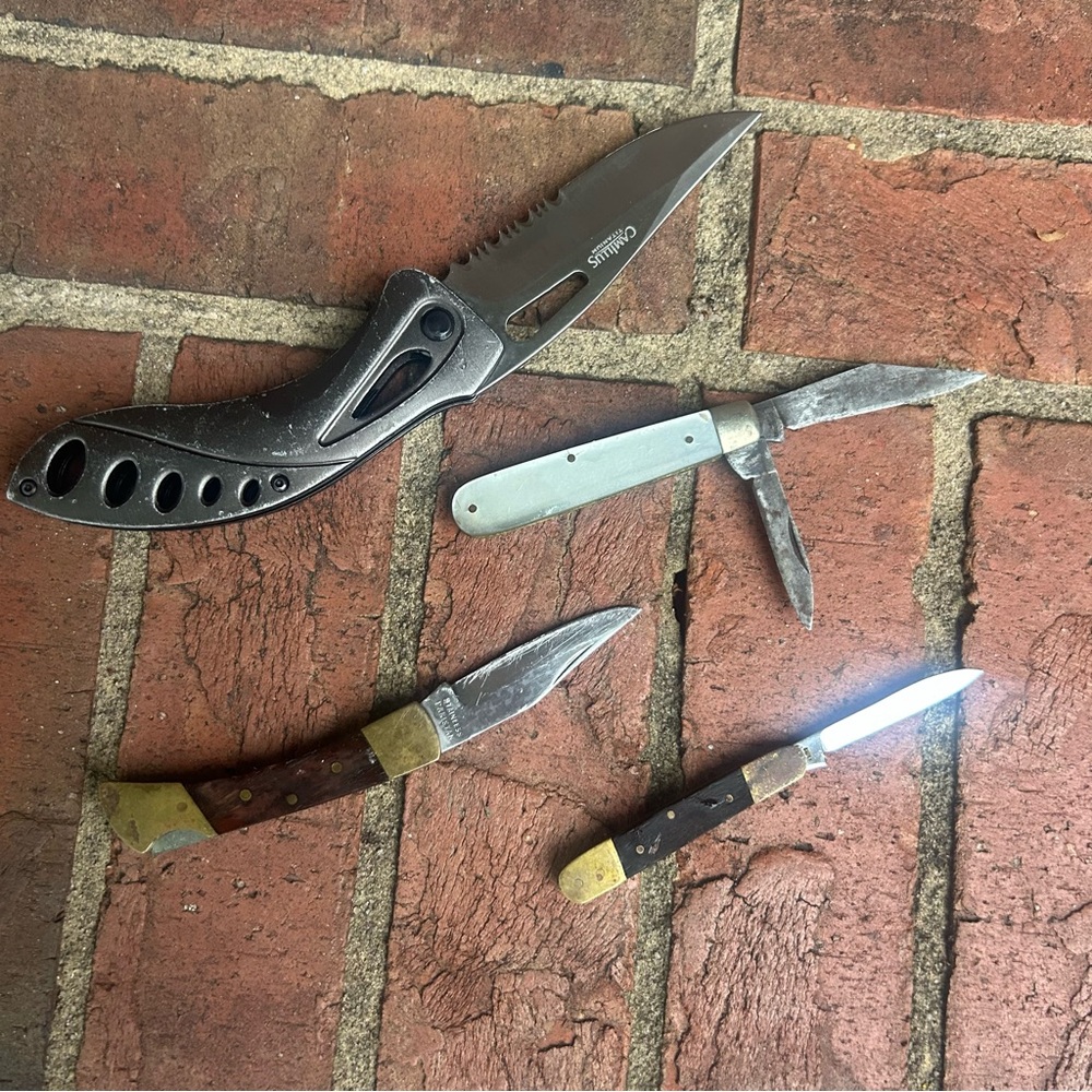 Knife Collection - Picture 4 of 8